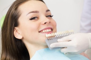 Comparing teeth whitening shades